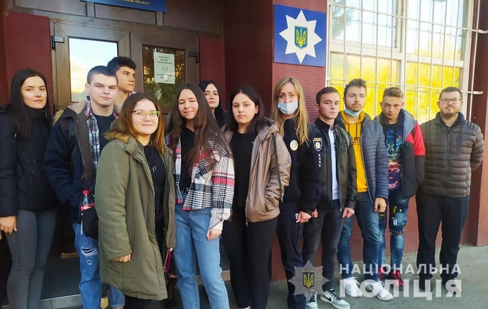 Rendőrök tartottak gyakorlati foglalkozást a Rákóczi-főiskola hallgatóinak
